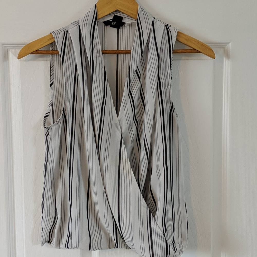 Wrap front top - Picture 2 of 4